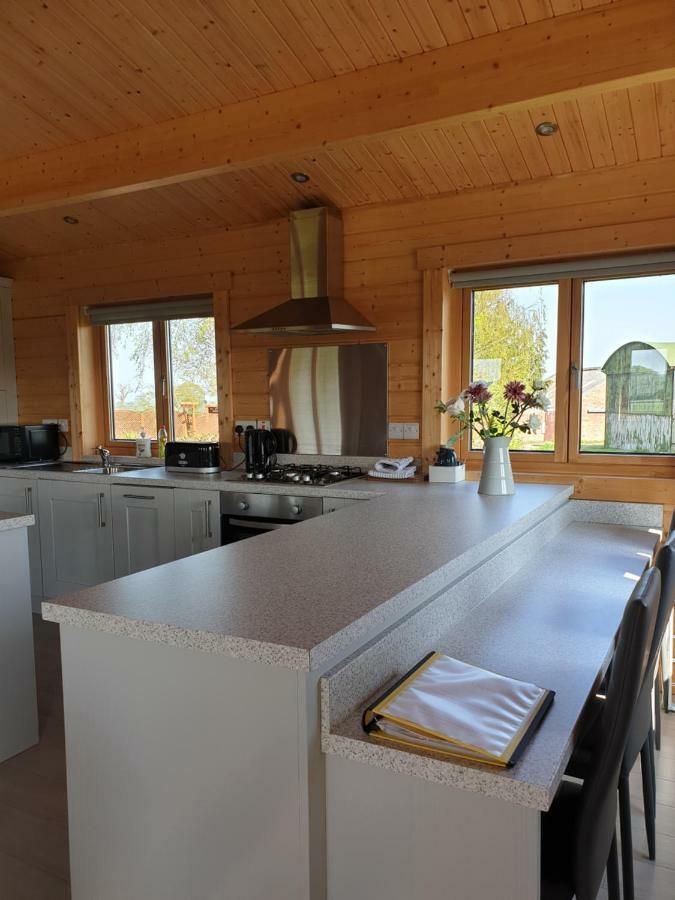 Ruth'S Retreat Country Retreat With Private Hot Tub Villa Shrewsbury Buitenkant foto
